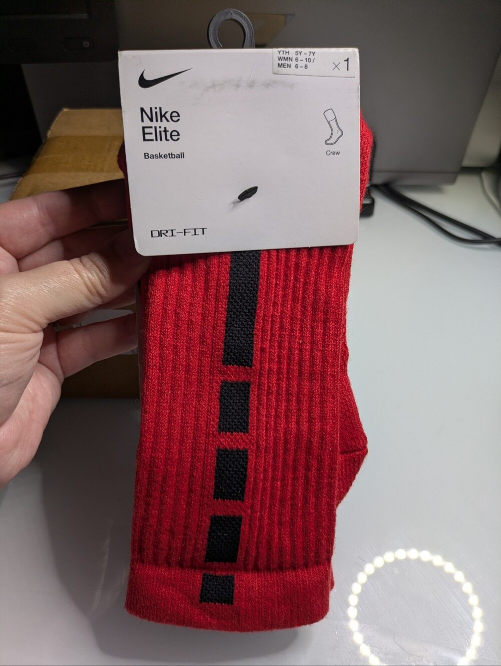 NWT Nike Elite Basketball Crew Socks Red Black SX7622-657 Size Medium M